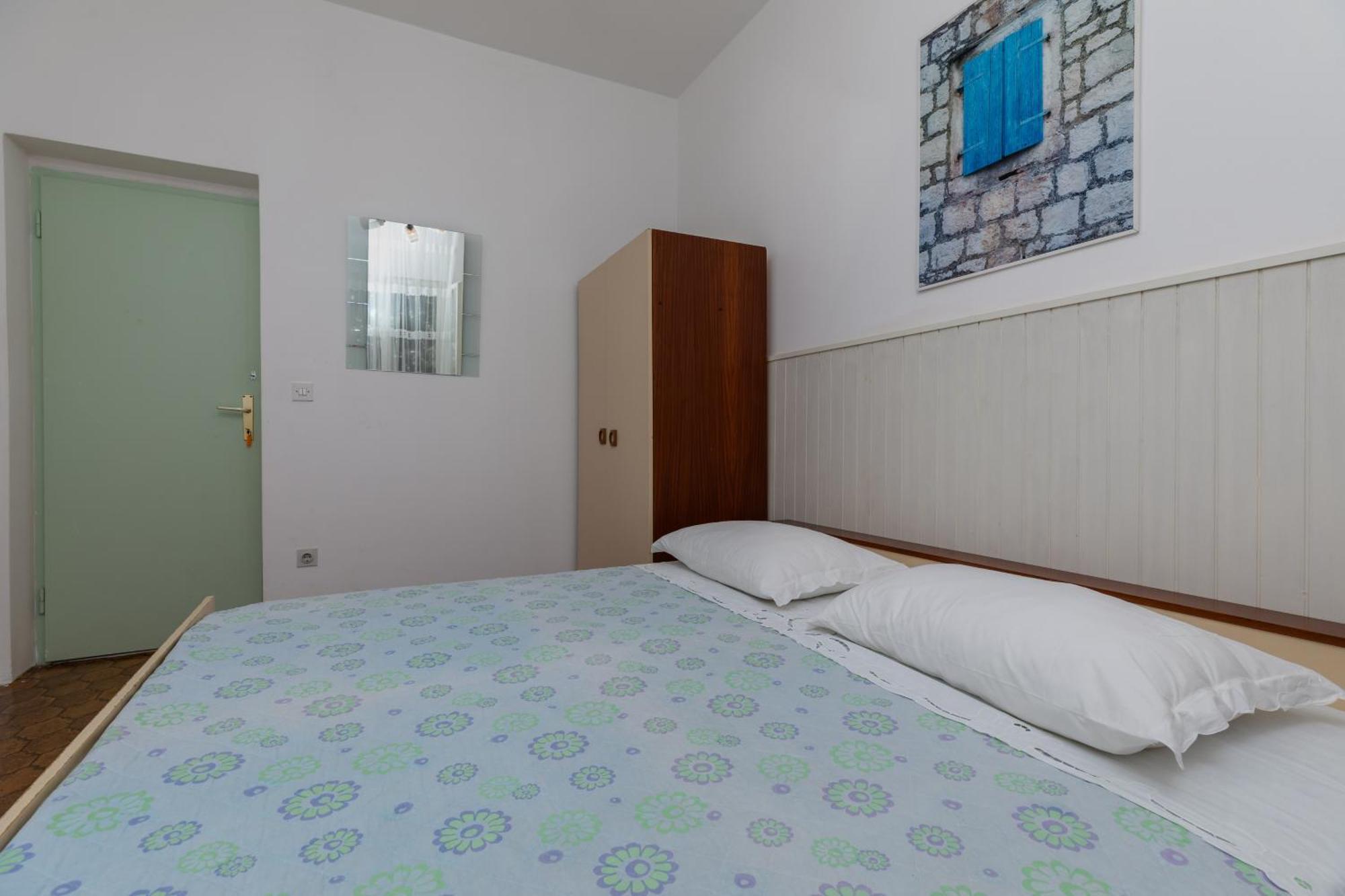 Apartments By The Sea Sumpetar, Omis - 949 Jesenice  Room photo